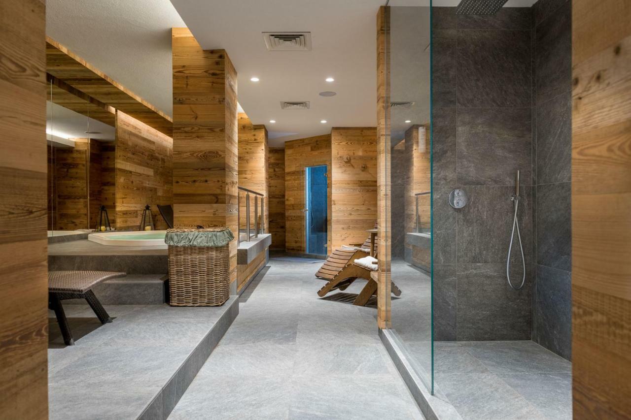 Dei Pini Hotel 4*