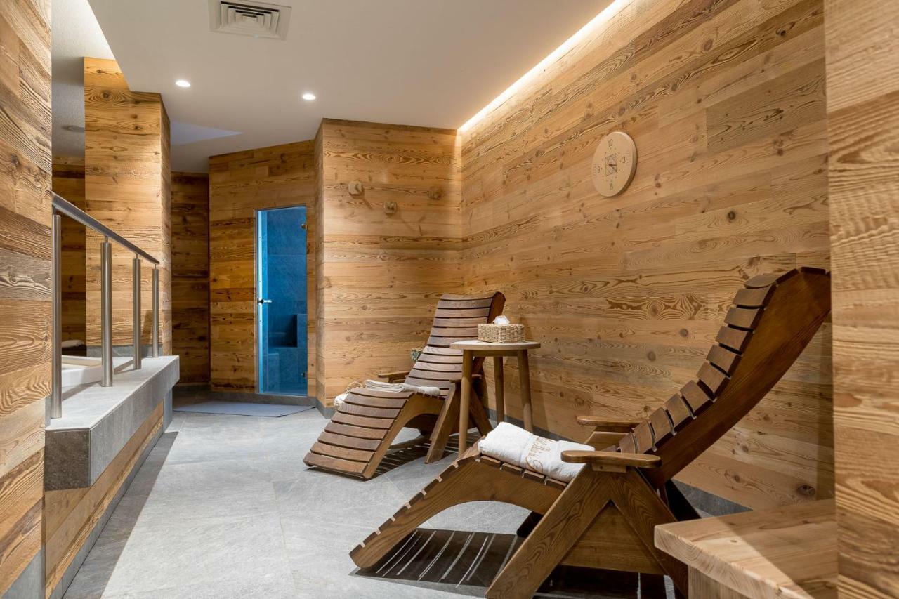Dei Pini Hotel 4*